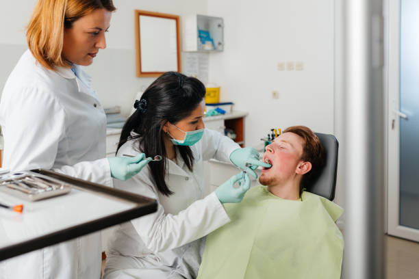 Best Emergency Tooth Extraction in Floris, VA